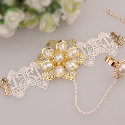 Fashion Gothic Bridal Bracelet White Lace..
