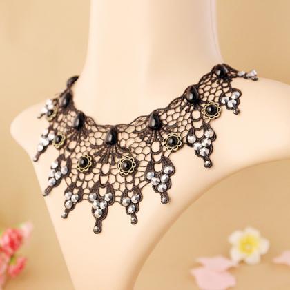 Retro Black Lace Necklace With Beading Pendant..